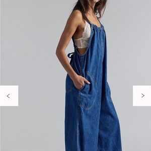 Free People We the Free Freebird Blue Denim Wide-Leg Jumpsuit Overalls Size XS